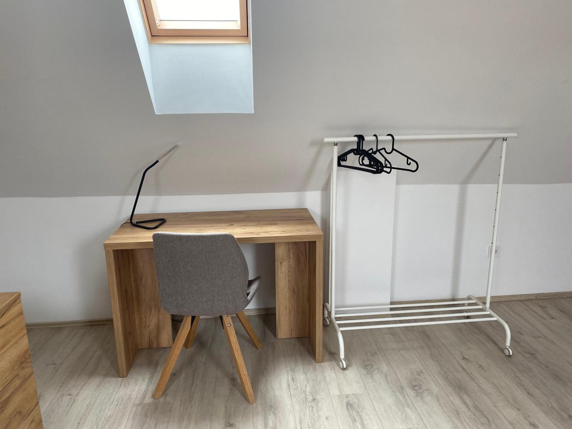 Vatus Apartmanhaz Vac Luaran gambar